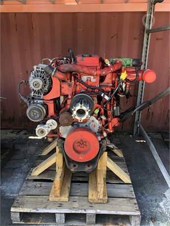 2015 CUMMINS ISB6.7 Used Engine Truck / Trailer Components for sale