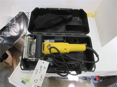 Bomgaars : Dremel 4000 Series Rotary Tool, 2 Attachments, 30 Accessories : Rotary  Tools