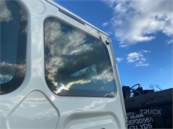 2019 FREIGHTLINER CASCADIA 113 Gebraucht Fensterglas LKW- / Anhängerkomponenten zum verkauf
