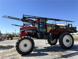 AS850, Agriculture Sprayers, 800 Gal, 200 hp