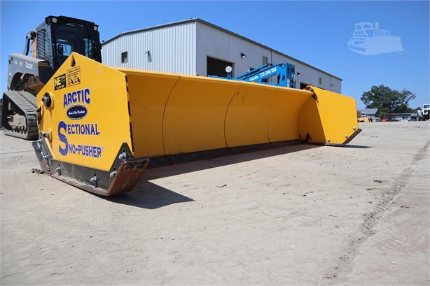 2022 ARCTIC SNOW & ICE PRODUCTS LD10.5 Used Snow Plow for hire