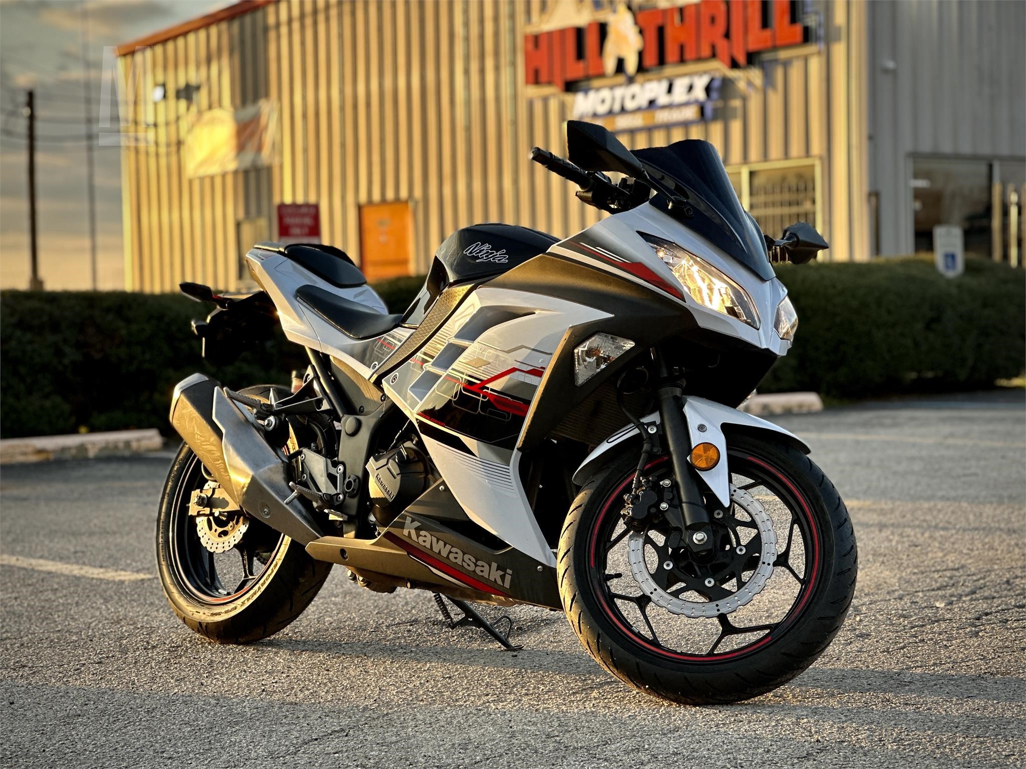 Kawasaki Moto 4, Motas e UTV Novas em Portugal - preços e