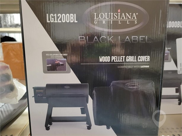 LOUISIANA GRILLS LG1200BL GRILL COVER New Grills Personal Property / Household items for sale