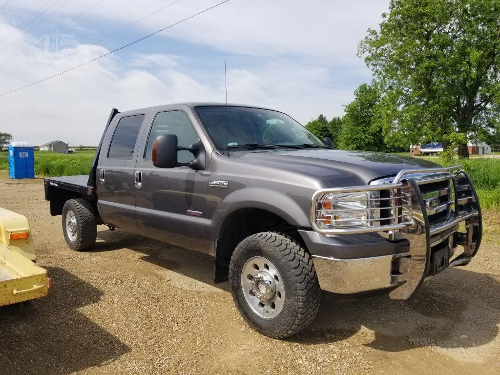 2006 Ford F250 Sd For Sale In Traer Iowa Truckpaper Com