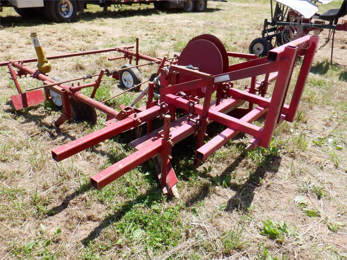 HOLLAND TRANSPLANTER 1245 For Sale In Broadway, Virginia | TractorHouse.com