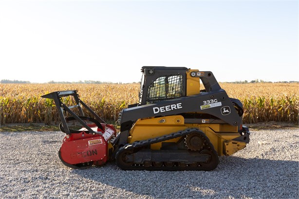 2024 DEERE 333G Used Penghancur Balak Kemudi Gelincir for rent