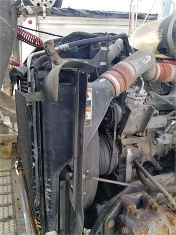 2001 KENWORTH T800 Used Radiator Truck / Trailer Components for sale