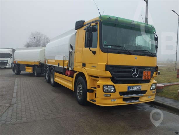 2005 MERCEDES-BENZ ACTROS 2544 Used Fuel Tanker Trucks for sale