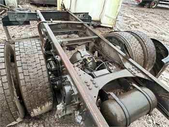 2016 VOLVO Used Axle Truck / Trailer Components for sale
