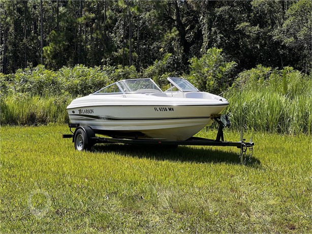 2004 LARSON 180BR Used Ski and Wakeboard Boats for sale