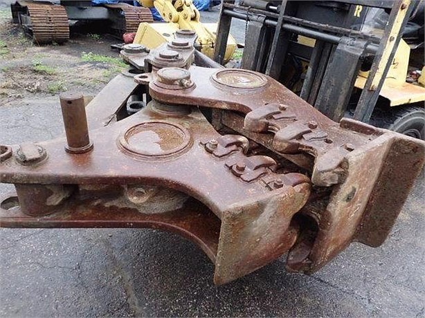2002 CATERPILLAR Used Shears, Concrete for hire