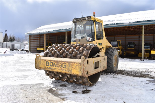 2012 BOMAG BW213PDH-40 Used シープスフットコンパクター for rent