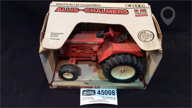 ALLIS-CHALMERS D21 TRACTOR Used Die-cast / Other Toy Vehicles Toys / Hobbies auction results