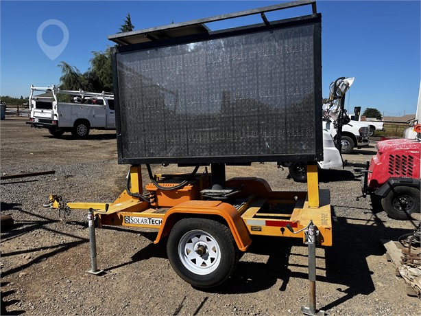 2012 SOLAR TECH SOL-R-SIGN Used Arrow Boards for sale