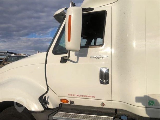 2013 INTERNATIONAL PROSTAR Used Glass Truck / Trailer Components for sale