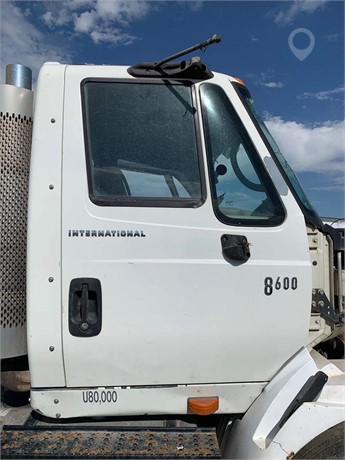 2005 INTERNATIONAL 8600 Used Door Truck / Trailer Components for sale