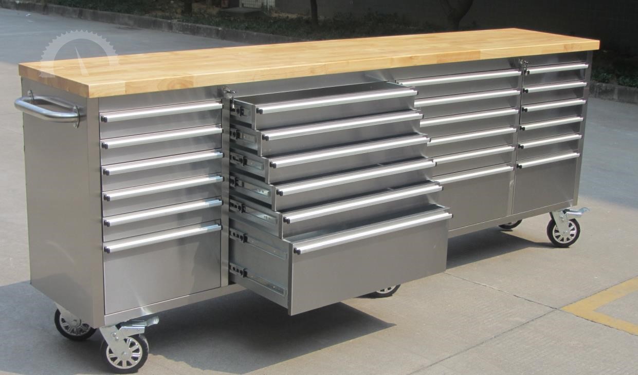 CWS NEW 8 FT 24 DRAWER STAINLESS TOOL BENCH 9624W