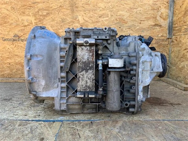 2000 VOLVO ATO2612D Used Transmission Truck / Trailer Components for sale