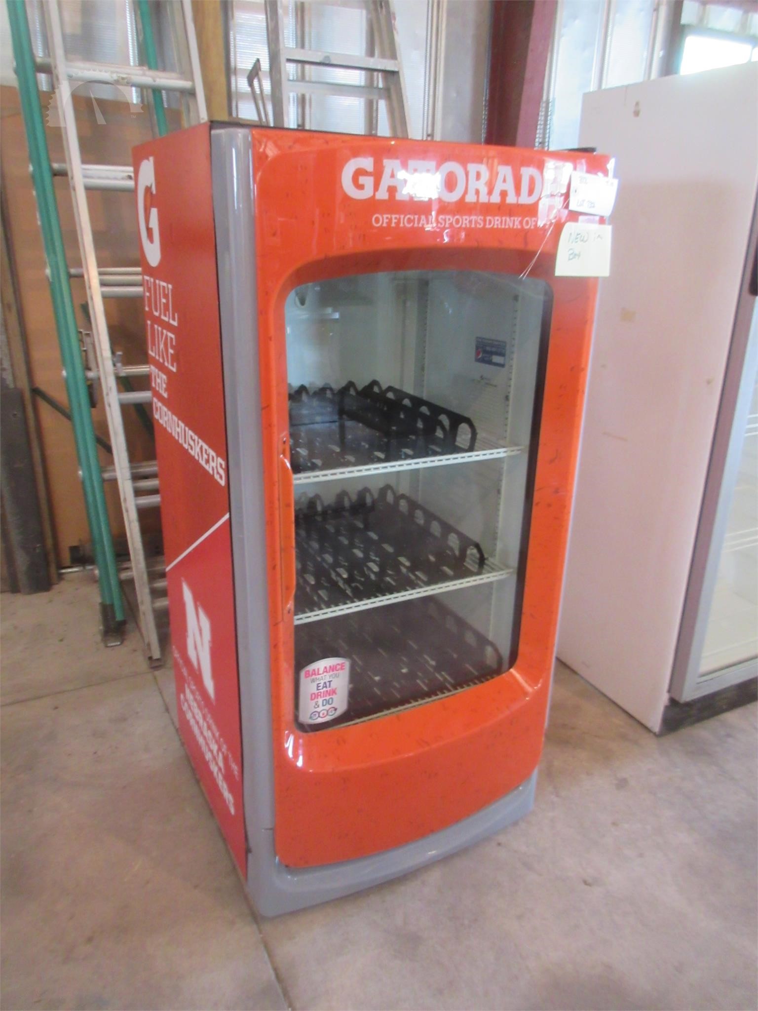 Gatorade Denver Broncos GX NFL Non-Slip Squeeze Bottles, GX Hydration System, & GX Sports Drink Concentrate Pods, GX Bottle, Denver Broncos, 30