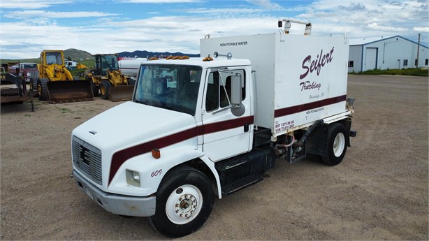 1996 FREIGHTLINER FL70 Used Truck Water Equipment for sale