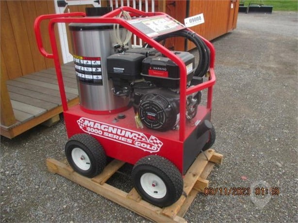 NEW MAGNUM 4000 HOT WATER PRESSURE WASHER Used Pressure Washers for sale