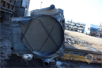 2007 FREIGHTLINER COLUMBIA 112 Used Radiator Truck / Trailer Components for sale