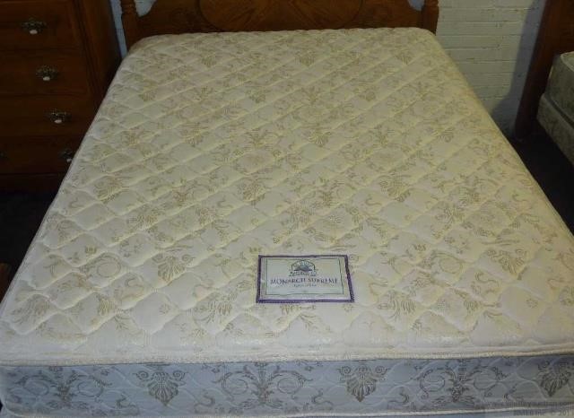 Denver Mattress Co Queen Size Monarch Supreme Auctioneers Who Know Auctions Colorado Auctions And Sales Rmeb Inc Whitleyauction David P Whitley Cai Ces Auctioneer