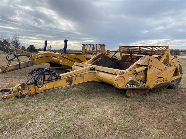 2012 DEERE 1810E Used Pull Scrapers for hire