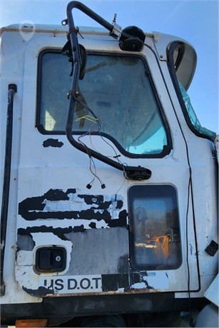 2007 MACK CXN613 Used Door Truck / Trailer Components for sale
