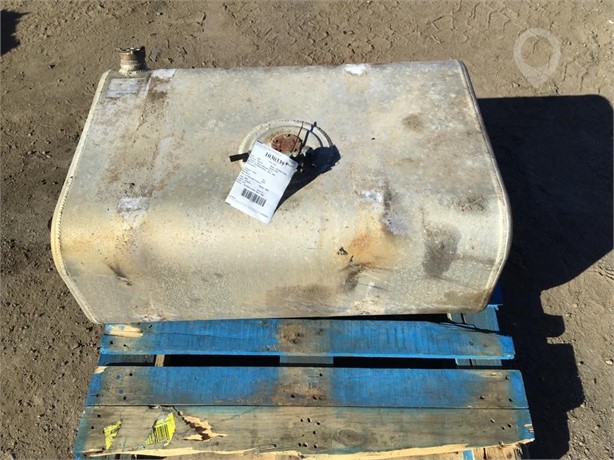 2001 INTERNATIONAL 4900 Used Fuel Pump Truck / Trailer Components for sale