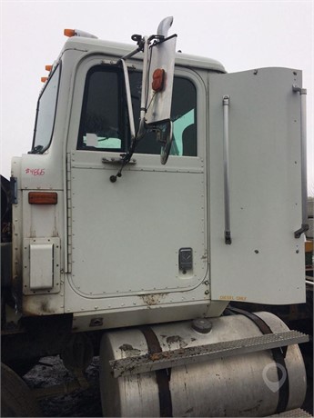 1994 INTERNATIONAL Used Cab Truck / Trailer Components for sale