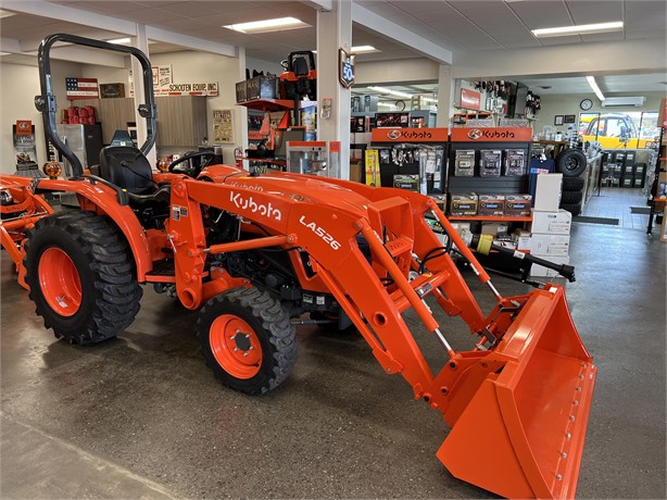 2024 KUBOTA L3902HST New Less than 40 HP Tractors for sale