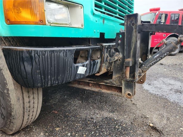 2001 INTERNATIONAL 4900 Used Bumper Truck / Trailer Components for sale