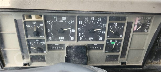 2001 INTERNATIONAL 4900 Used Other Truck / Trailer Components for sale