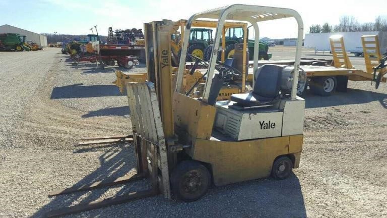 Yale Glc 030 Forklift Wisconsin Tractor