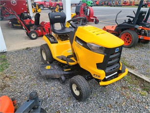 Cub Cadet® XT1 LT 24 HP 54 Lawn Tractor with Fabricated Deck - Runnings