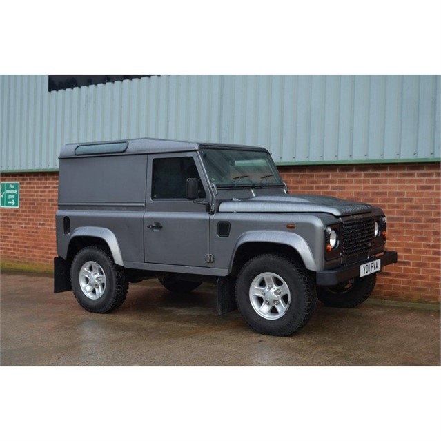 Used 11 Land Rover Defender For Sale In Cleveland England United Kingdom For Sale In Cleveland England United Kingdom Id Truck Locator Uk