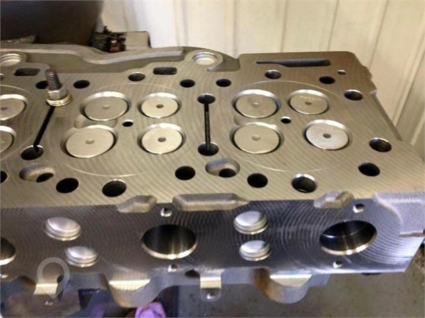 Used Cylinder Head Truck / Trailer Components for sale