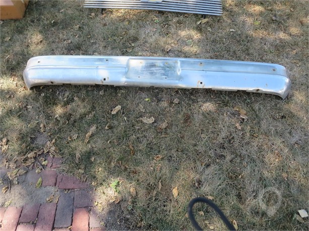 1974 CHEVROLET BUMPER AND GRILL AND LOTS OF CHROME Used Parts / Accessories Shop / Warehouse auction results