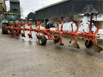 2011 KUHN MANAGER C Used Ploughs for sale