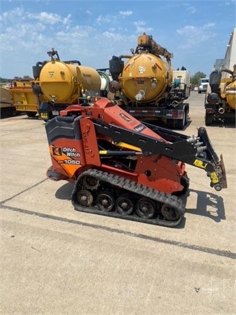 2017 DITCH WITCH SK1050 For Sale in Chesterfield, Missouri ...