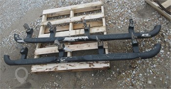 CHEVROLET CREW CAB RUNNING BOARDS Used Other Truck / Trailer Components upcoming auctions