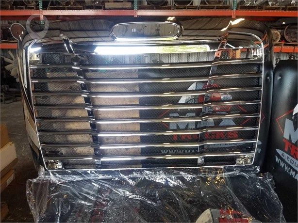 FREIGHTLINER COLUMBIA New Grill Truck / Trailer Components for sale
