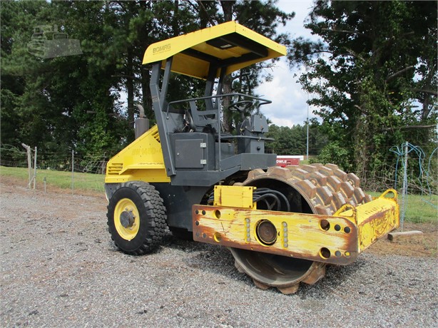 BOMAG BW145D-40 Used シープスフットコンパクター for rent