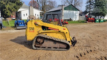 2005 BOBCAT T250 Used Track Skid Steers auction results
