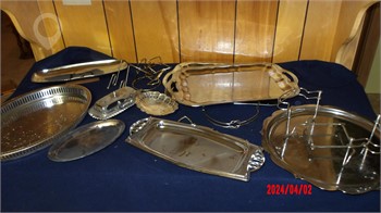 METAL SERVING TRAYS & OTHER ITEMS Used Other Personal Property Personal Property / Household items for sale