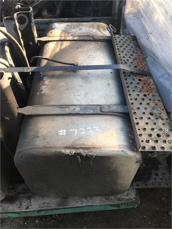 2004 STERLING Used Fuel Pump Truck / Trailer Components for sale
