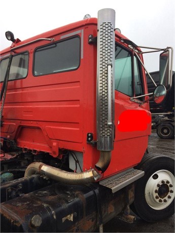 1998 FREIGHTLINER Used Cab Truck / Trailer Components for sale