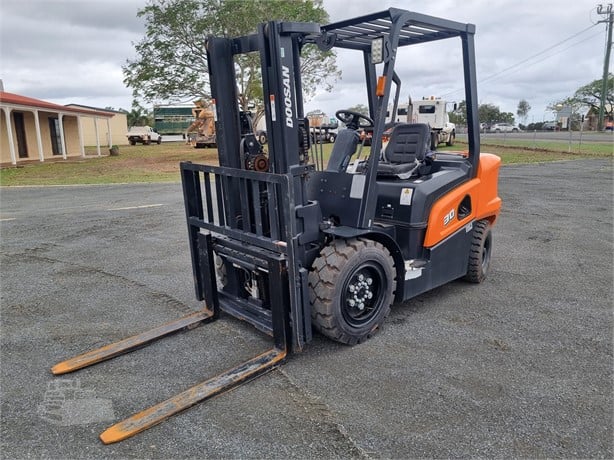 2023 DOOSAN D30NX Used Pneumatic Tire Forklifts for sale