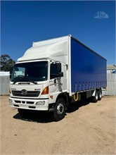 2011 HINO 500FL2628 Used Curtainsider Trucks for sale